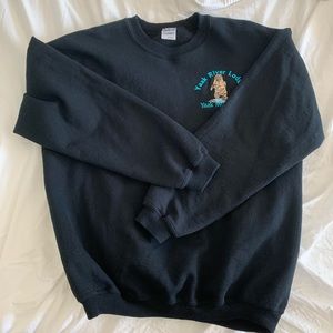 🌙Embroidered Crewneck!